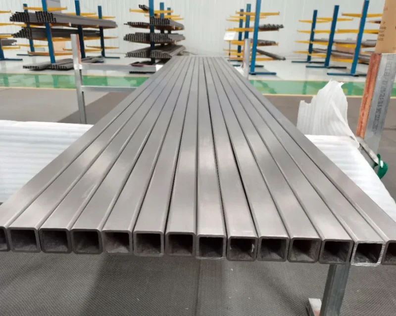 Titanium extruded square pipes